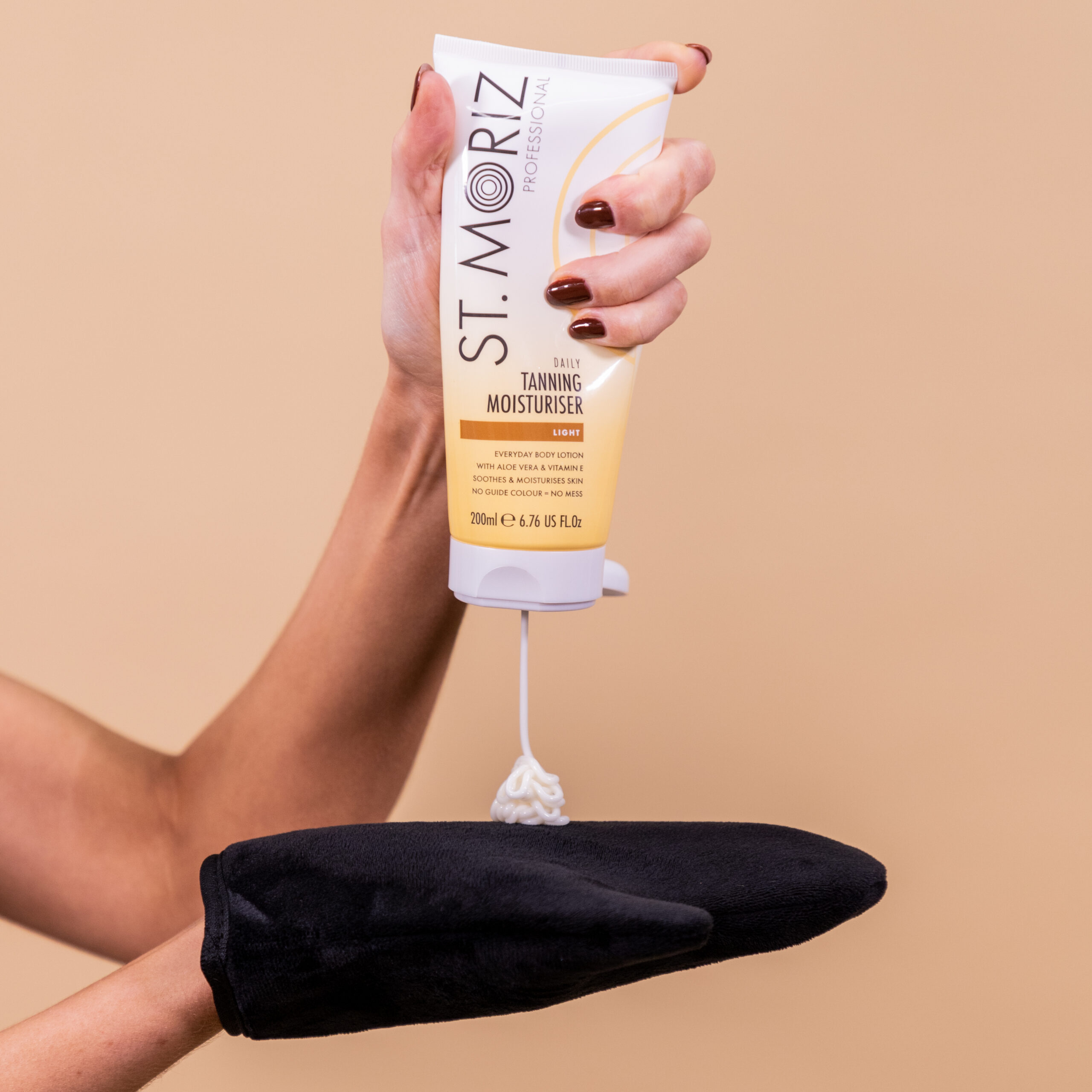 Järk-järguline isepruunistav kehakreem St. Moriz Professional 200 ml - Image 2